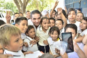 12711054_780989882033479_1074603764722432010_o